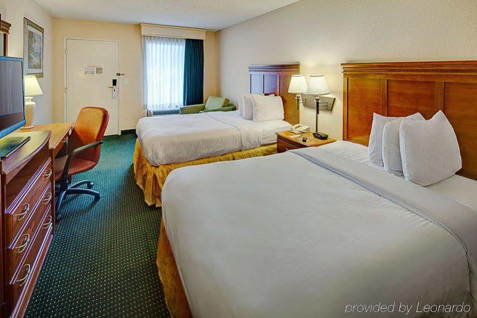 Quality Inn Palm Beach International Airport West Palm Beach Eksteriør billede