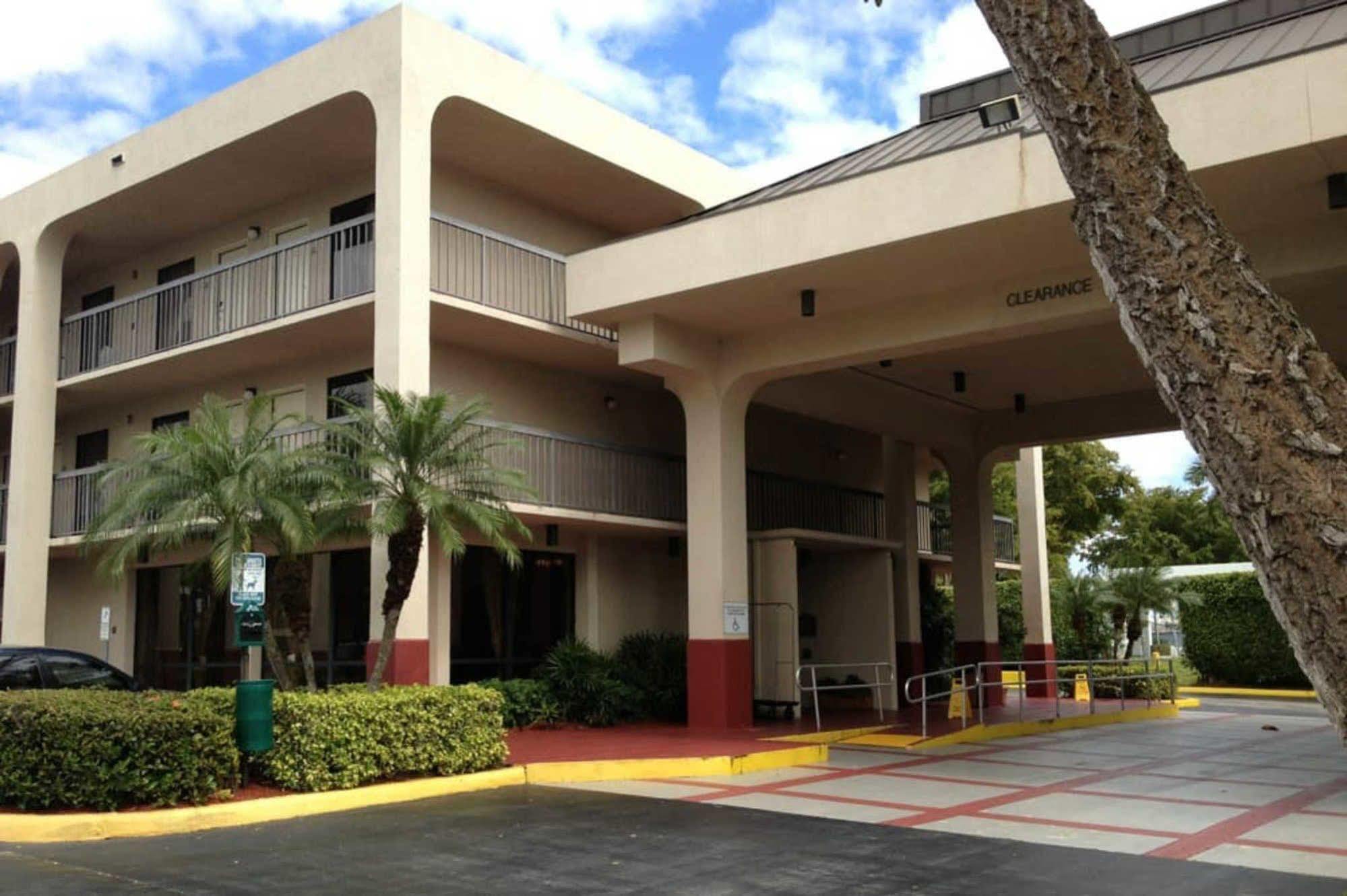 Quality Inn Palm Beach International Airport West Palm Beach Eksteriør billede